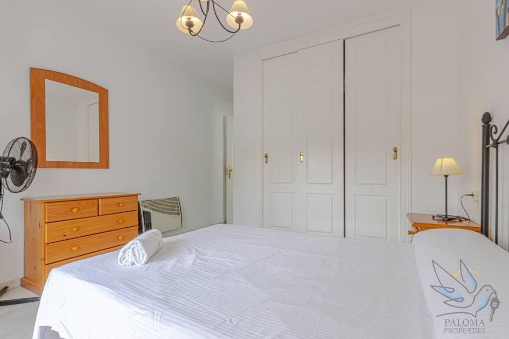 Apartment 3bdr 2 Bath With Parking In The Location Benalmadena