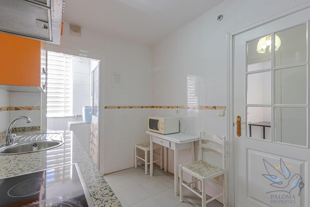 Apartment 3bdr 2 Bath With Parking In The Location Benalmadena