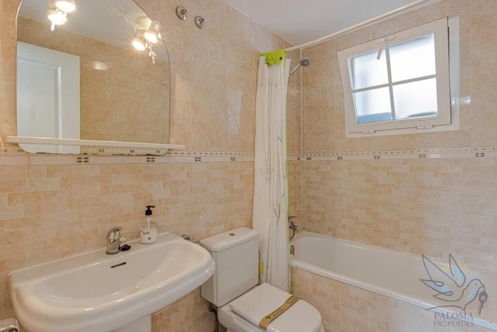 Apartment 3bdr 2 Bath With Parking In The Location Benalmadena